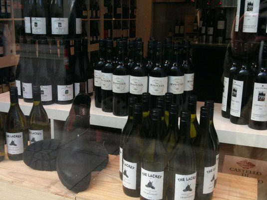 �L���J�k�[��